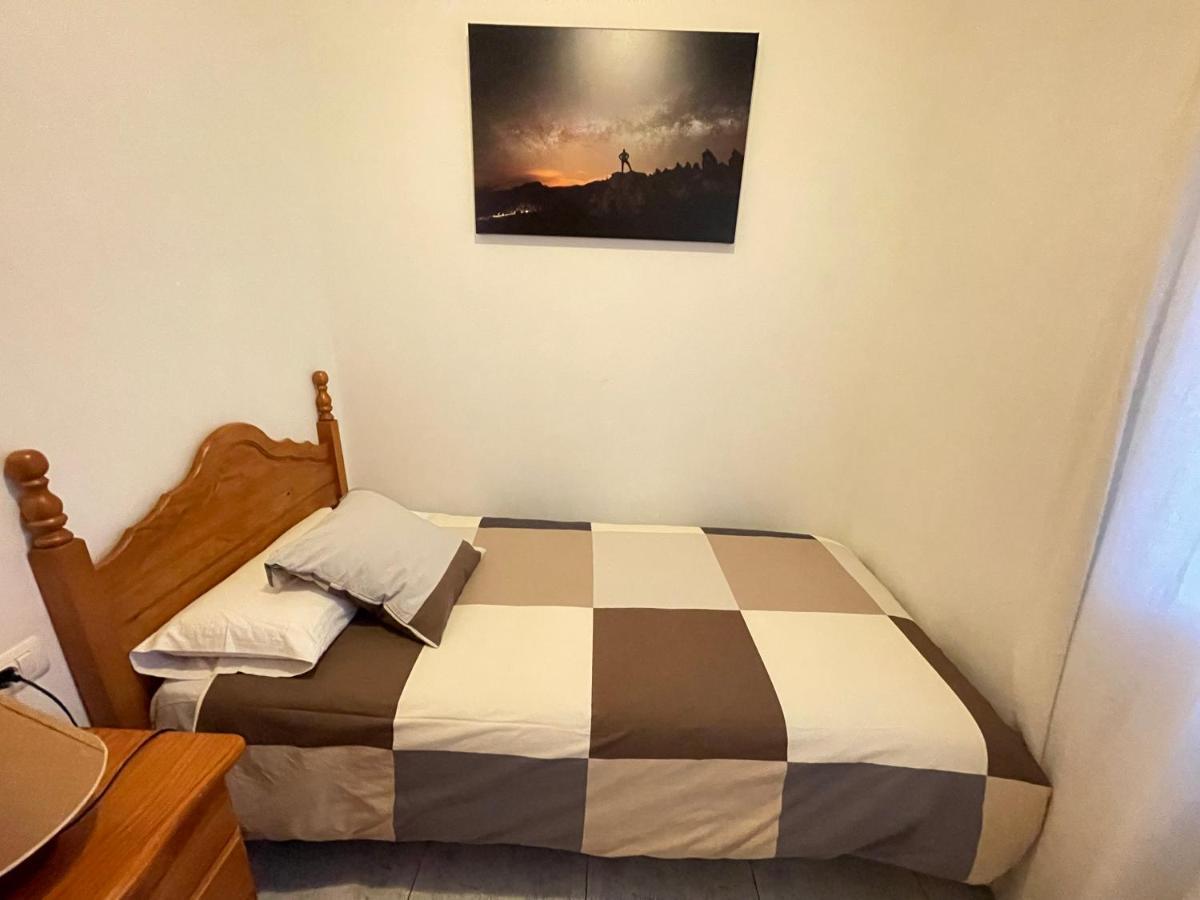 Apartamentos Leomar II Los Llanos De Aridane Kültér fotó