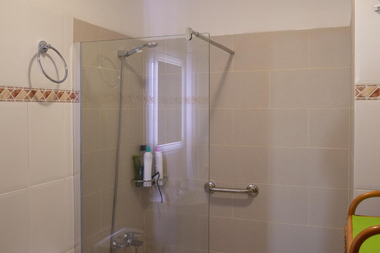 Apartamentos Leomar II Los Llanos De Aridane Kültér fotó
